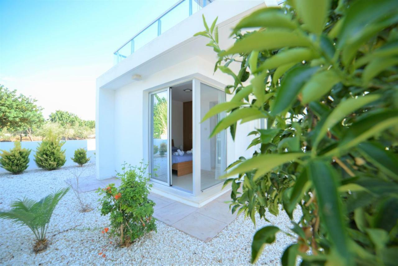 Coral Bay Villa 10 Exterior photo