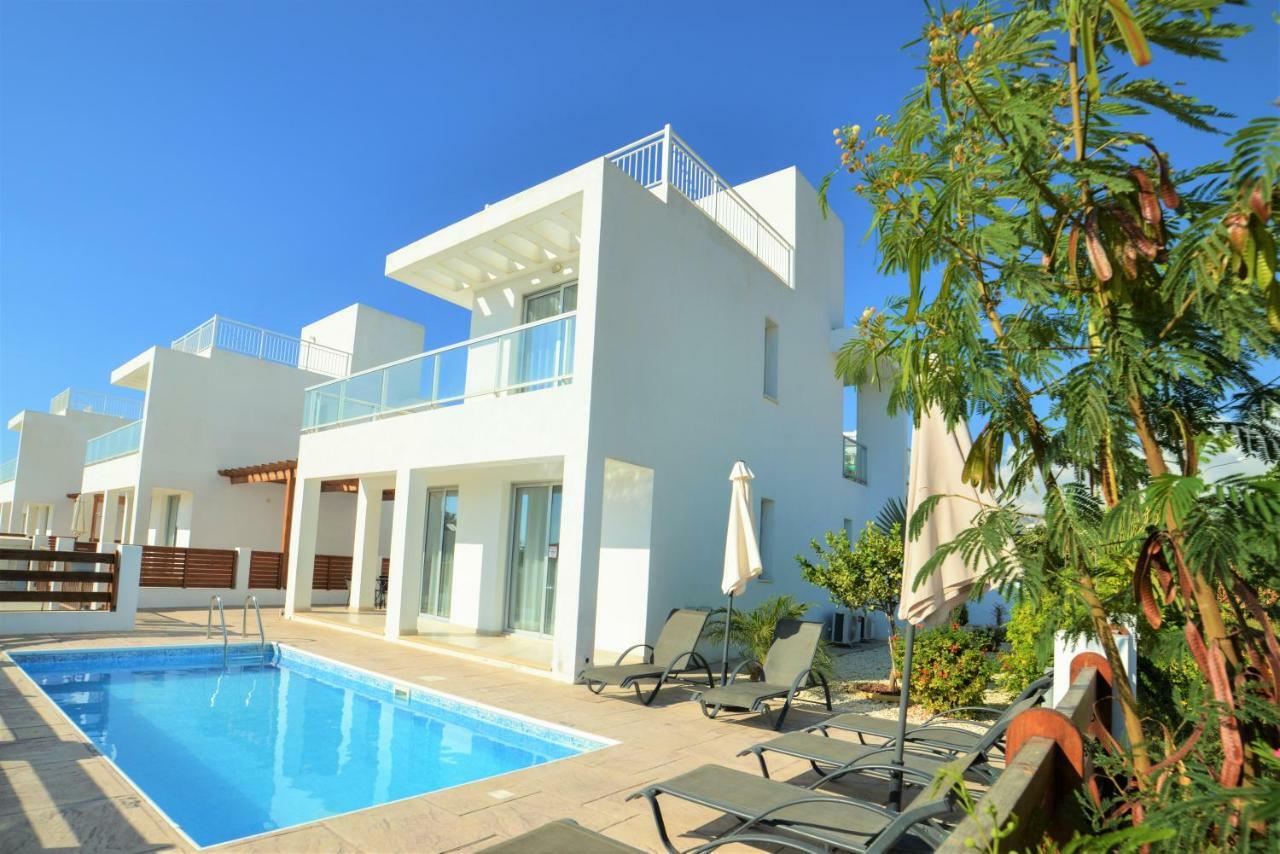 Coral Bay Villa 10 Exterior photo